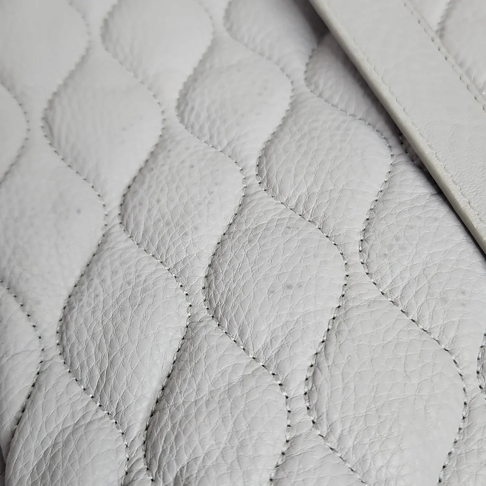 Vera Bradley Light Lavender Leather Leah Large Quilted Tote 15